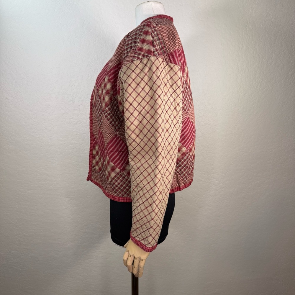 Vintage Collarless Patchwork Quilted Handmade Ope… - image 8